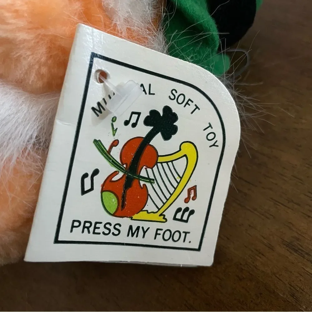 Vintage Leprechaun From Ireland Adorable Plushie - Picture 9 of 9